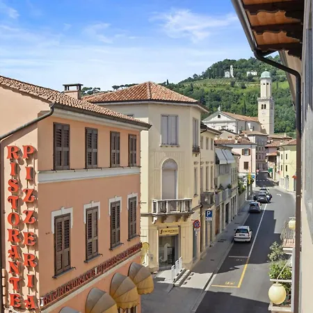 Guest house Love Story - Inclusa Ricca Colazione A Buffet