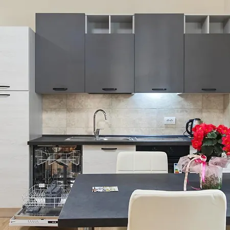 Guest house Love Story - Inclusa Ricca Colazione A Buffet